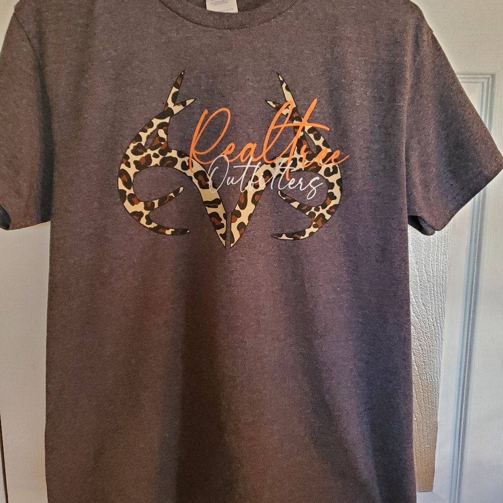 Realtree Outfitters Tee Size Med